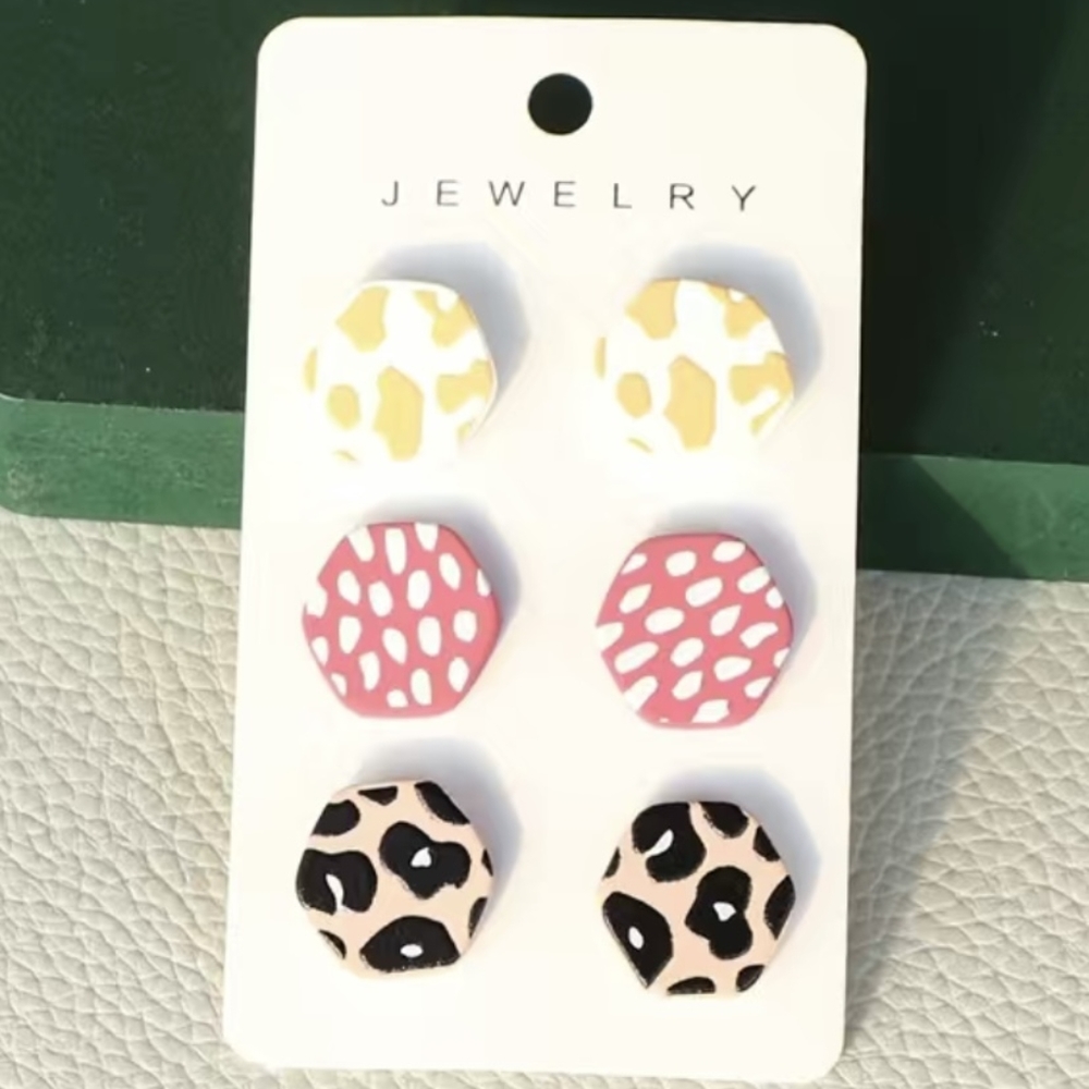 Earring studs - Picture 4 of 7